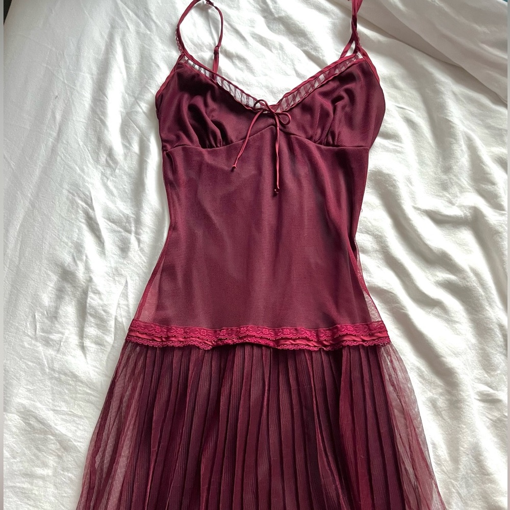 vintage Betsey Johnson dress 90s, red wine color, midi length, 20s/vintage style